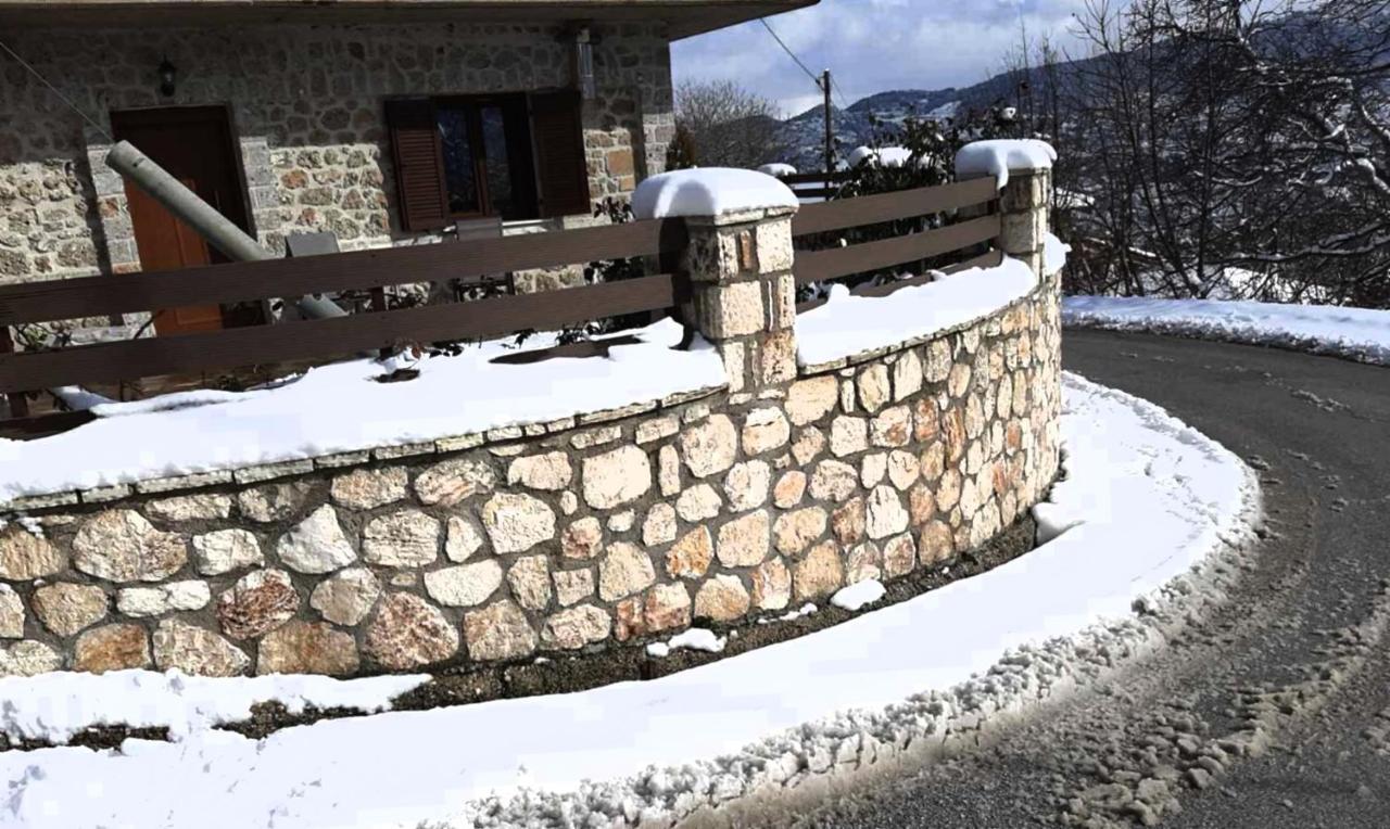 Ξενώνας Στροφυλιά Kato Sinikia Trikalon Exterior foto